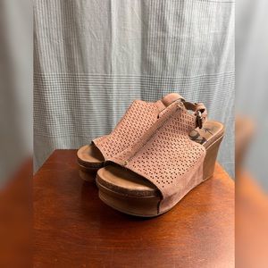 OTBT Brown Wedges